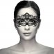 Foto 1: Noir Embrace � M�scara de inspira��o veneziana � Renda larga